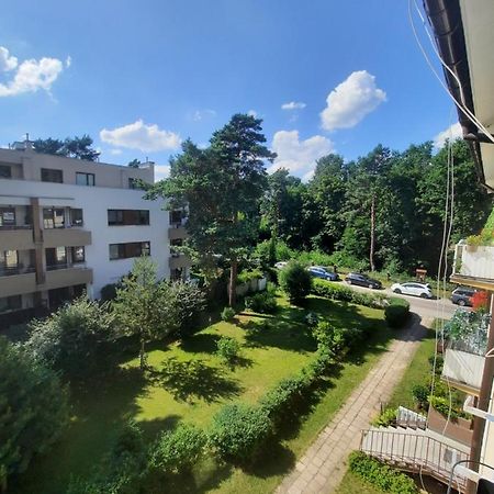 Apartament Zorzy Przy Instytucie Kardiologii Anin Warszawa Exteriör bild