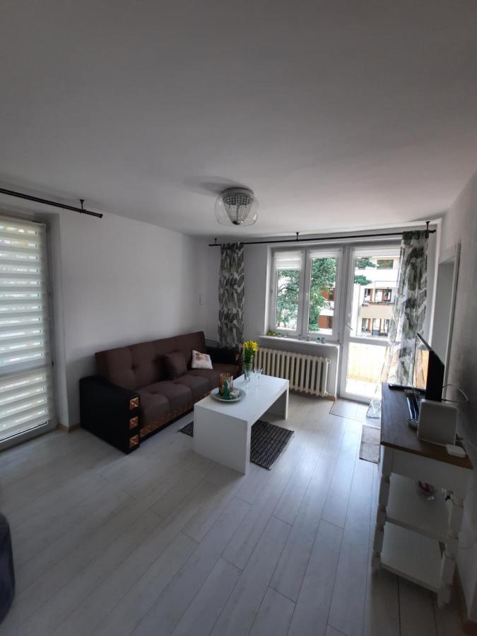 Apartament Zorzy Przy Instytucie Kardiologii Anin Lägenhet Warszawa Exteriör bild