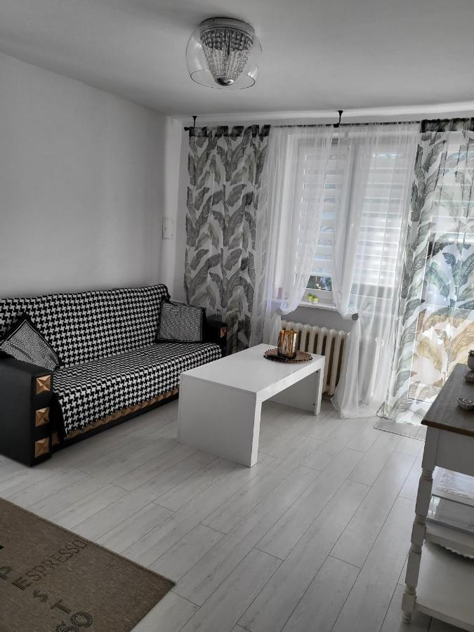 Apartament Zorzy Przy Instytucie Kardiologii Anin Lägenhet Warszawa Exteriör bild