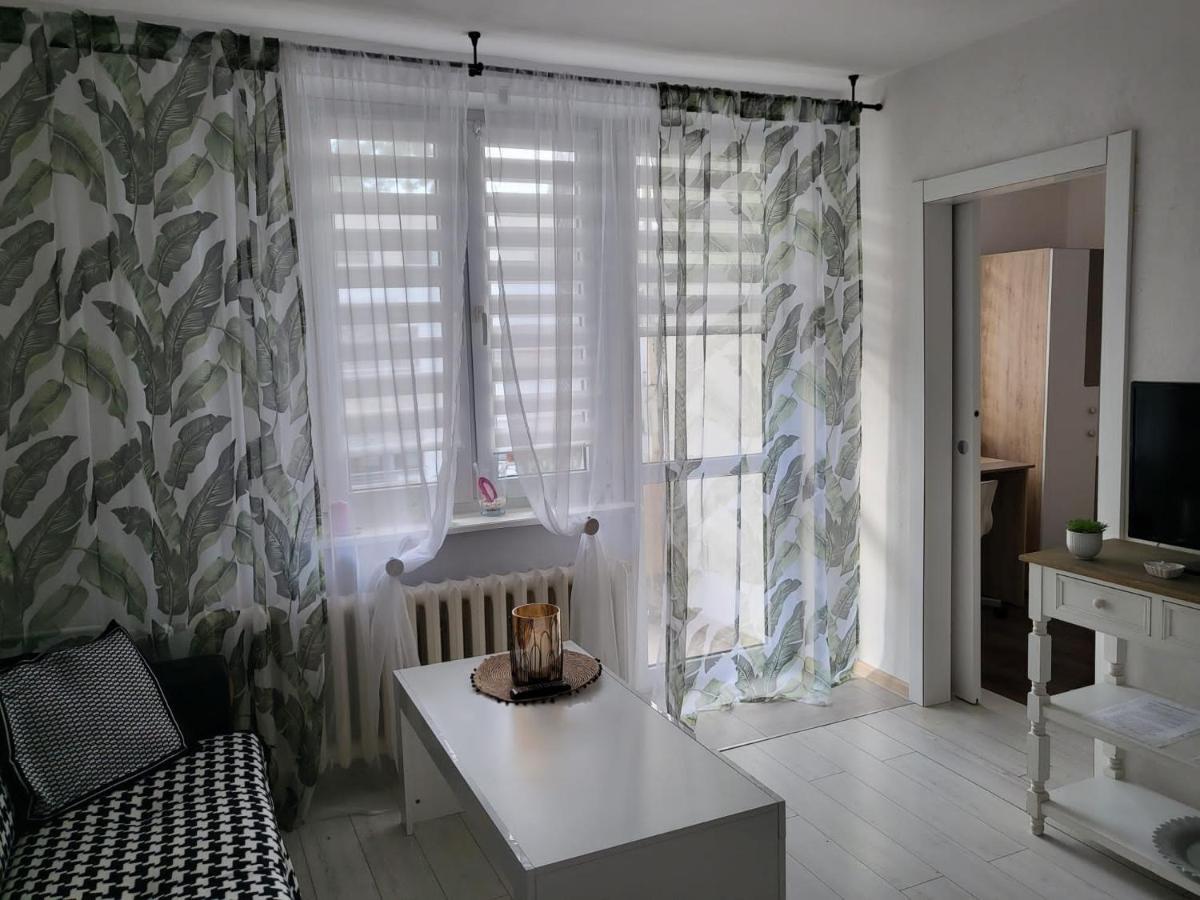 Apartament Zorzy Przy Instytucie Kardiologii Anin Lägenhet Warszawa Exteriör bild